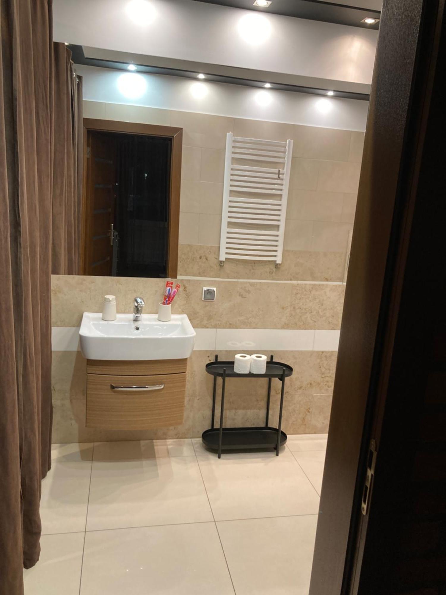 A4 Luxury Apartment Wrocław Eksteriør billede